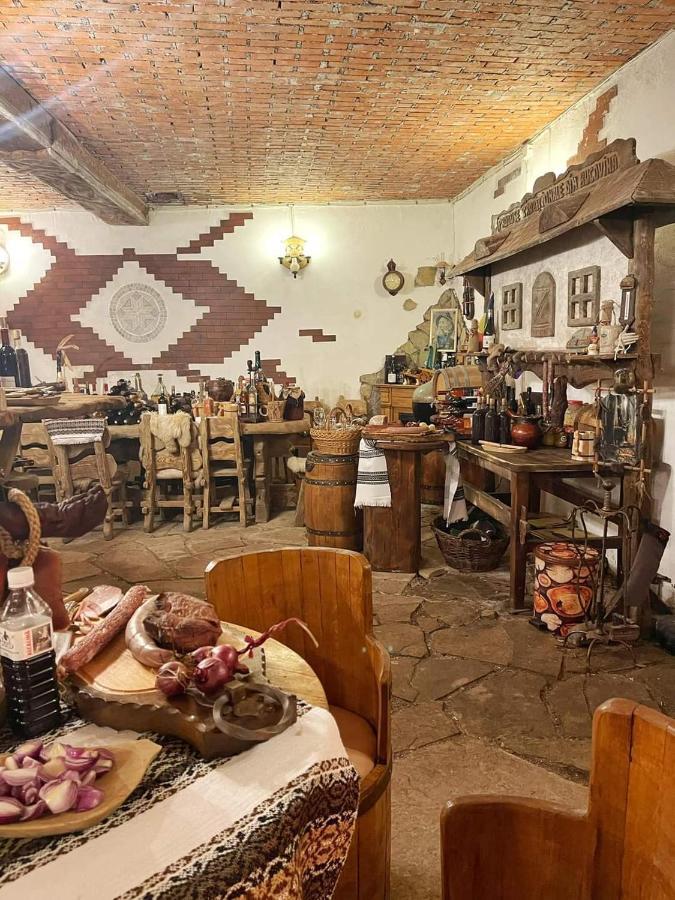Casa Baciu Hotel Фунду Молдовей Екстериор снимка