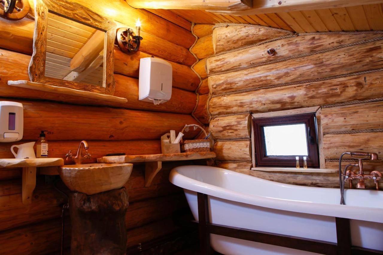Casa Baciu Hotel Фунду Молдовей Екстериор снимка