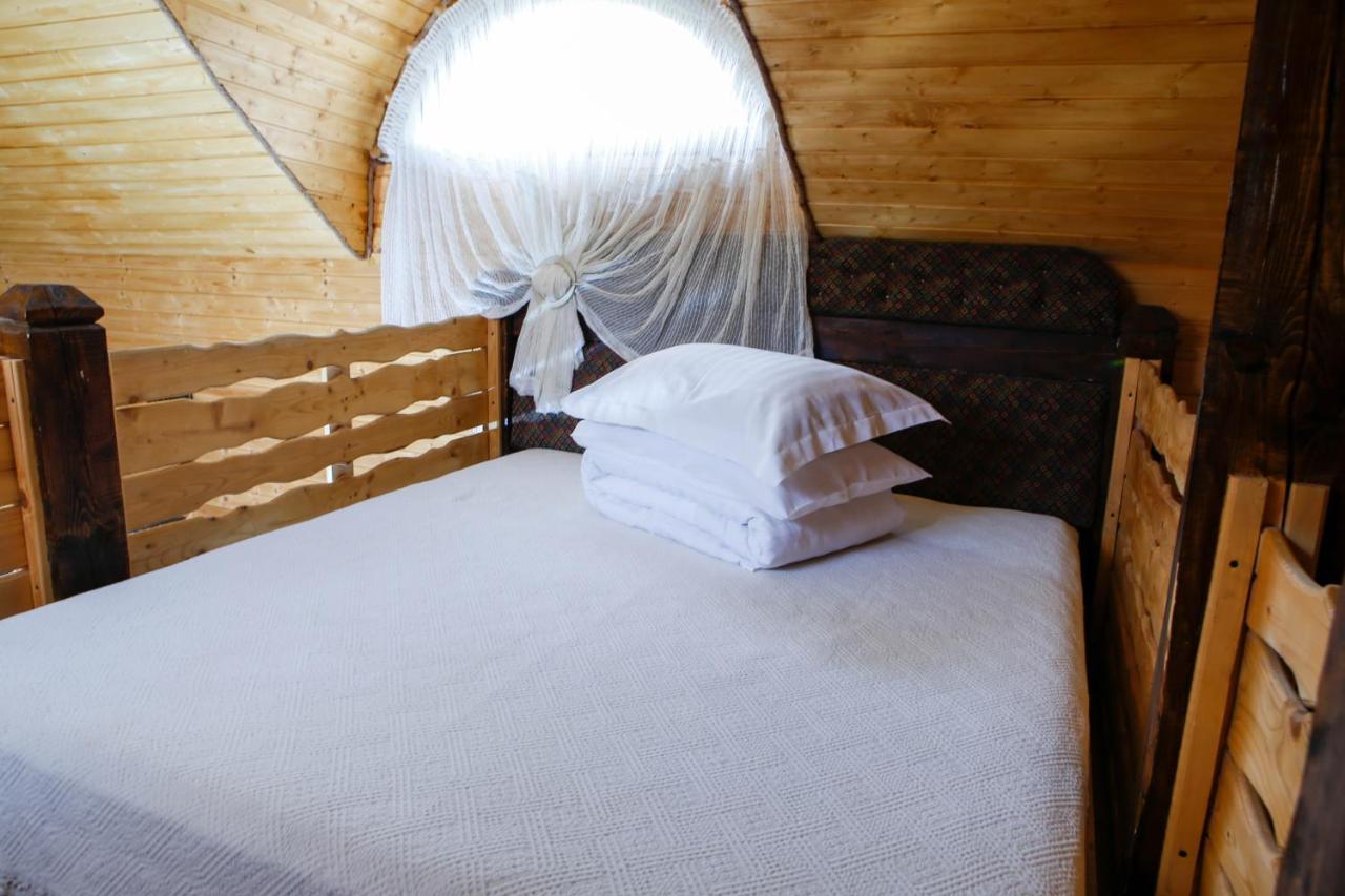 Casa Baciu Hotel Фунду Молдовей Екстериор снимка