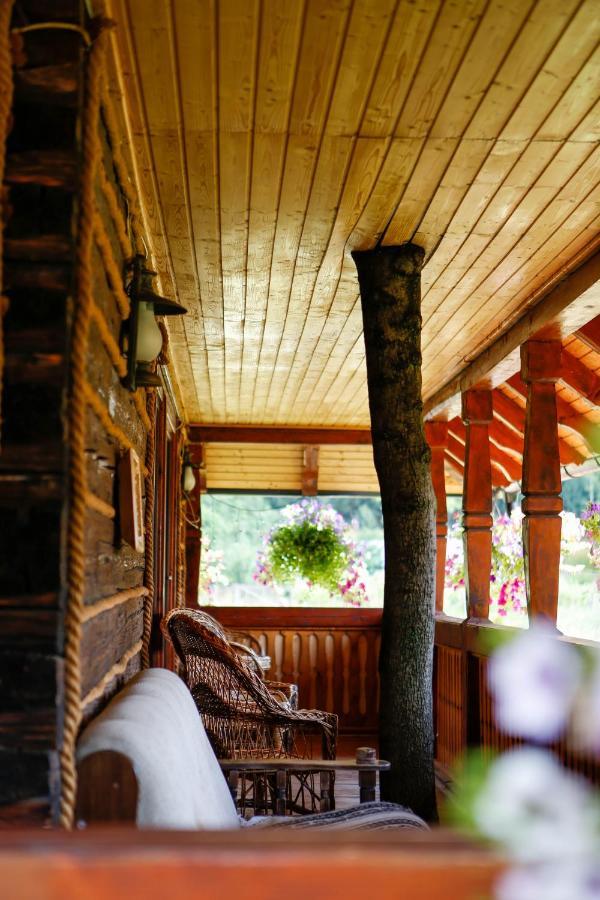 Casa Baciu Hotel Фунду Молдовей Екстериор снимка
